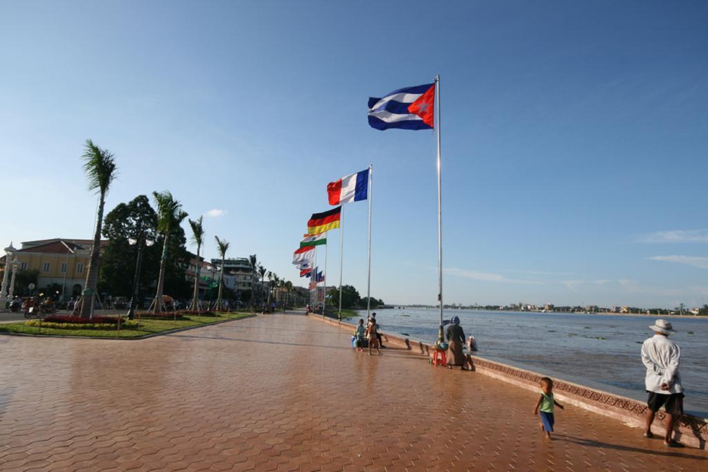 K9 Riverside Hotel Phnom Penh Luaran gambar